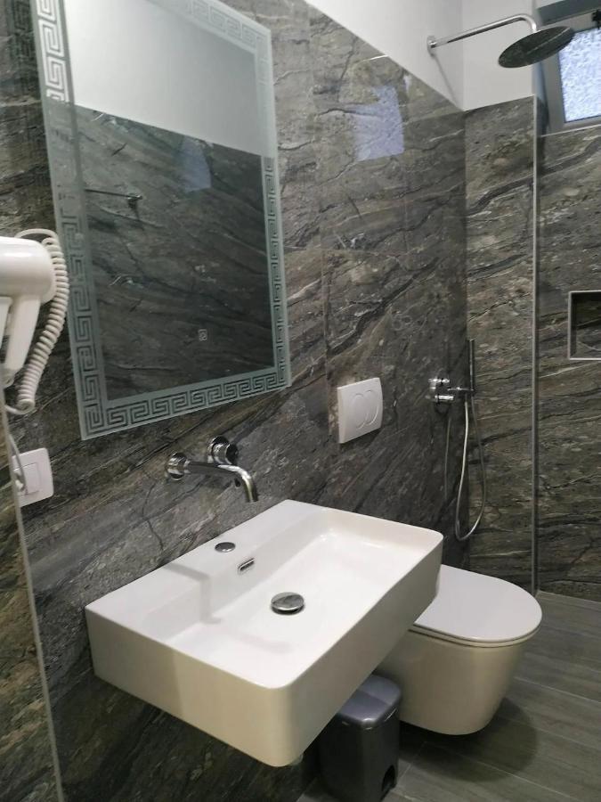 River Bridge Private Room Gjirokastër المظهر الخارجي الصورة