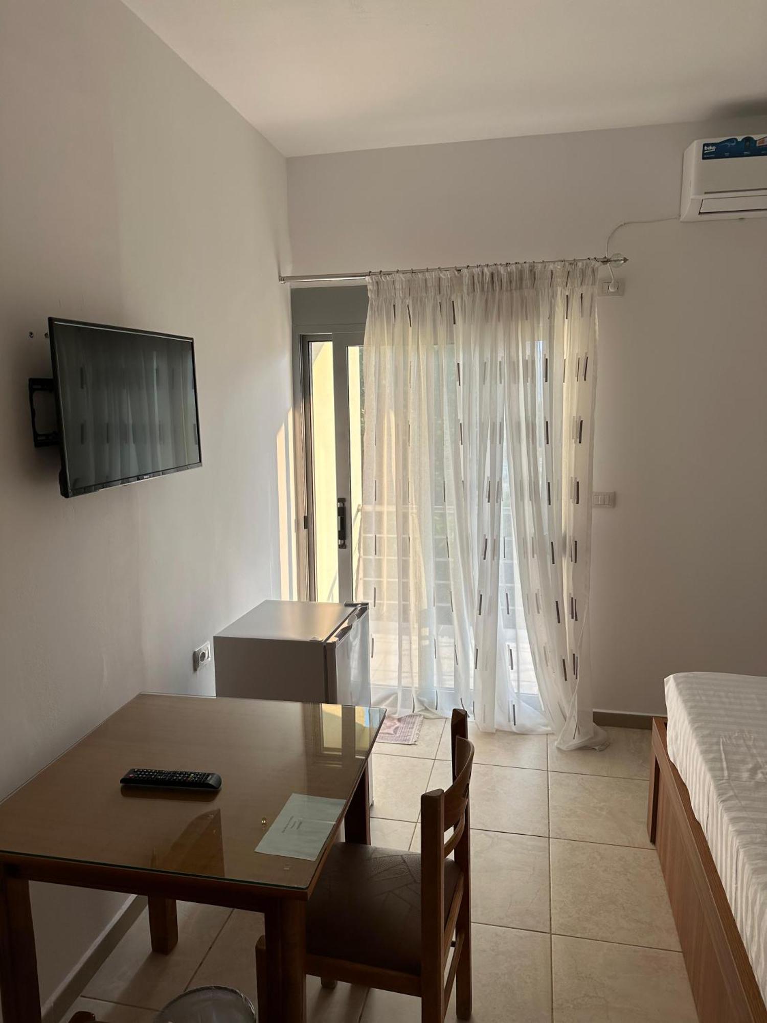 River Bridge Private Room Gjirokastër المظهر الخارجي الصورة